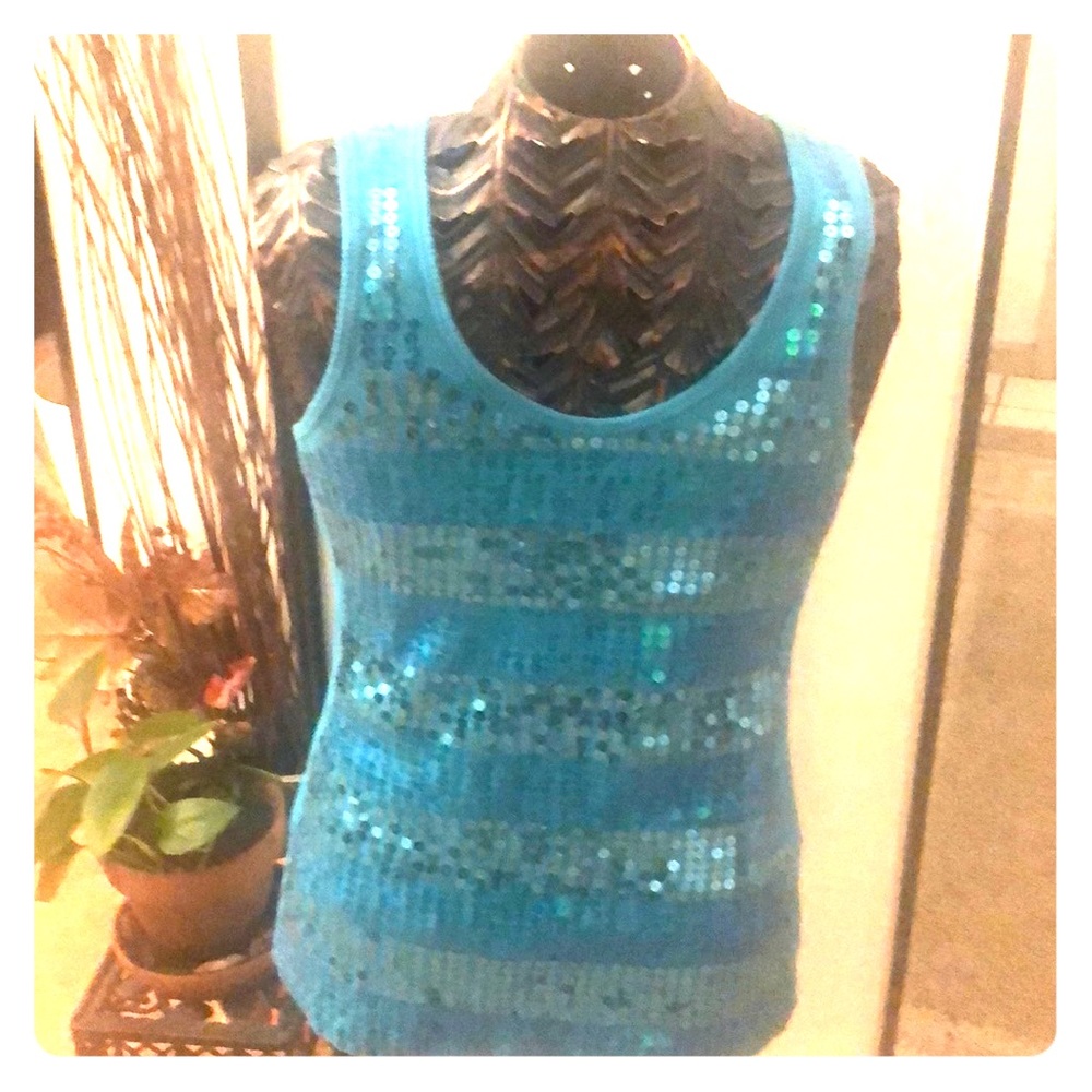Short sleeve top